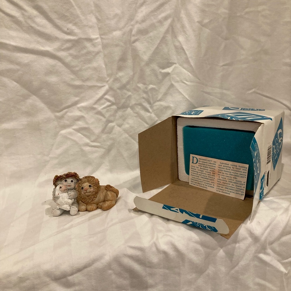 Dreamsicles Collectibles Peaceful Kingdom